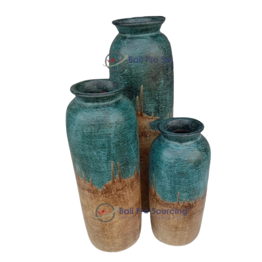 A Set of 3 Painted Lombok Pot - Image 2