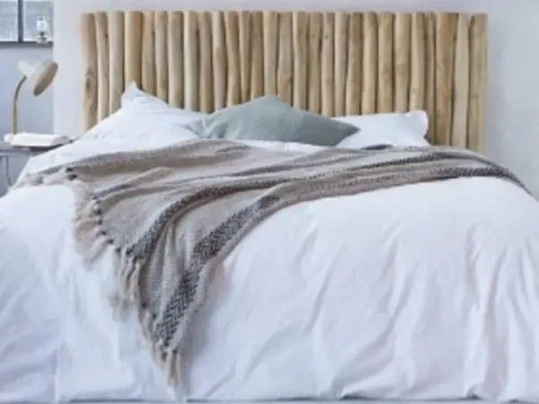 Headboard Bed