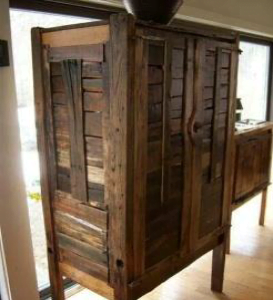 Wardrobe with 2 wooden doors - CABINET