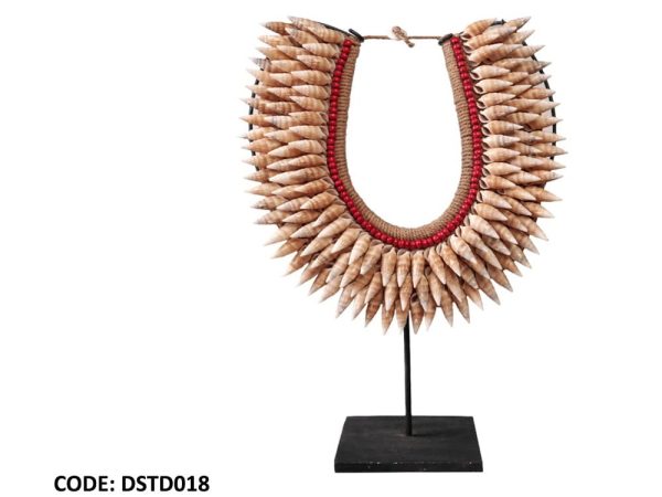 Colliers de coquillage rouge