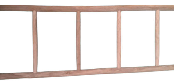 Échelle en en bois de teak