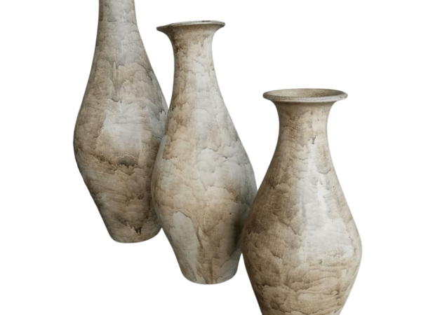 A Set Of 3 Brown Pot