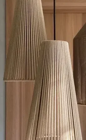 Pendant light