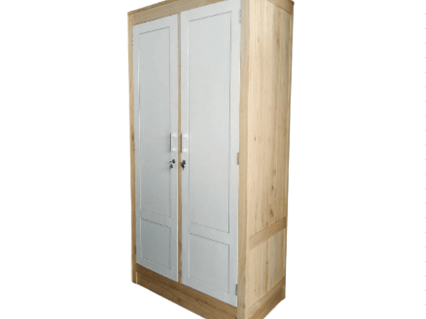 Cupboard 16