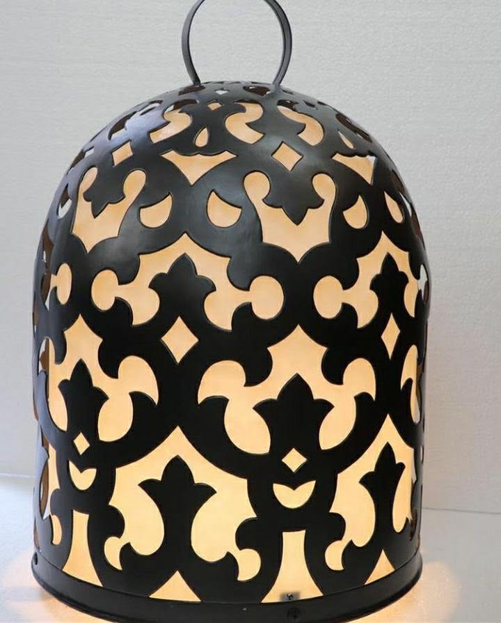 Hanging Lamp - Abat-Jour Suspendues