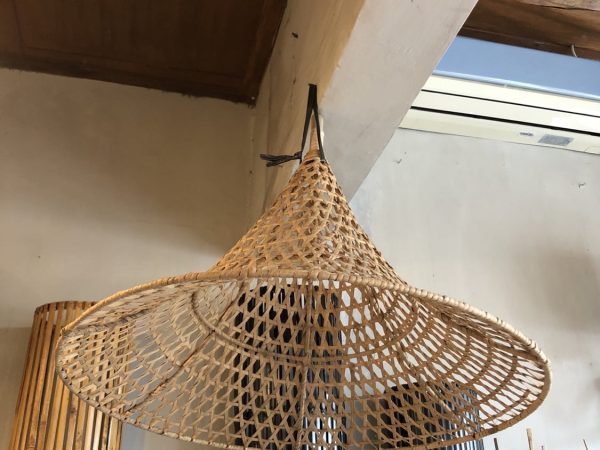 Hat rattan lamp