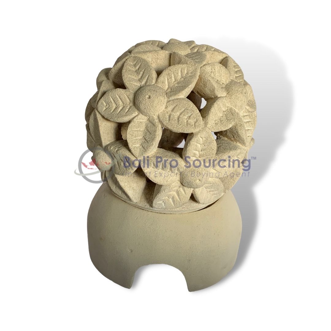 Lumini Flower Carved Garden Light