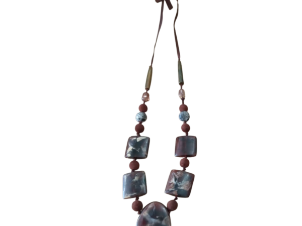 Nona Necklace