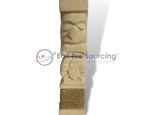 Tiki Statue With Rope No.1