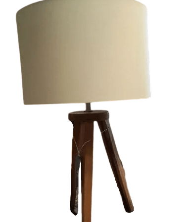 Tripod wooden lamp