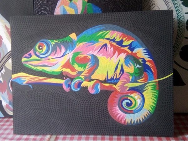 Chameleon Paint Art