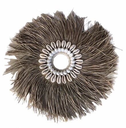 Grassy shell decoration