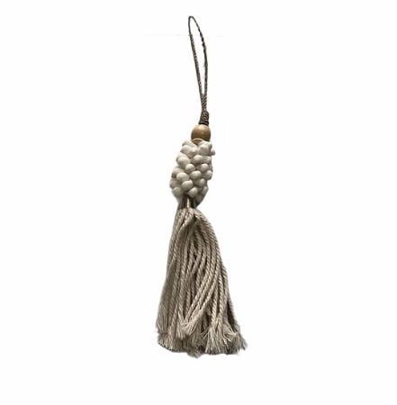 Hanging decoration shell